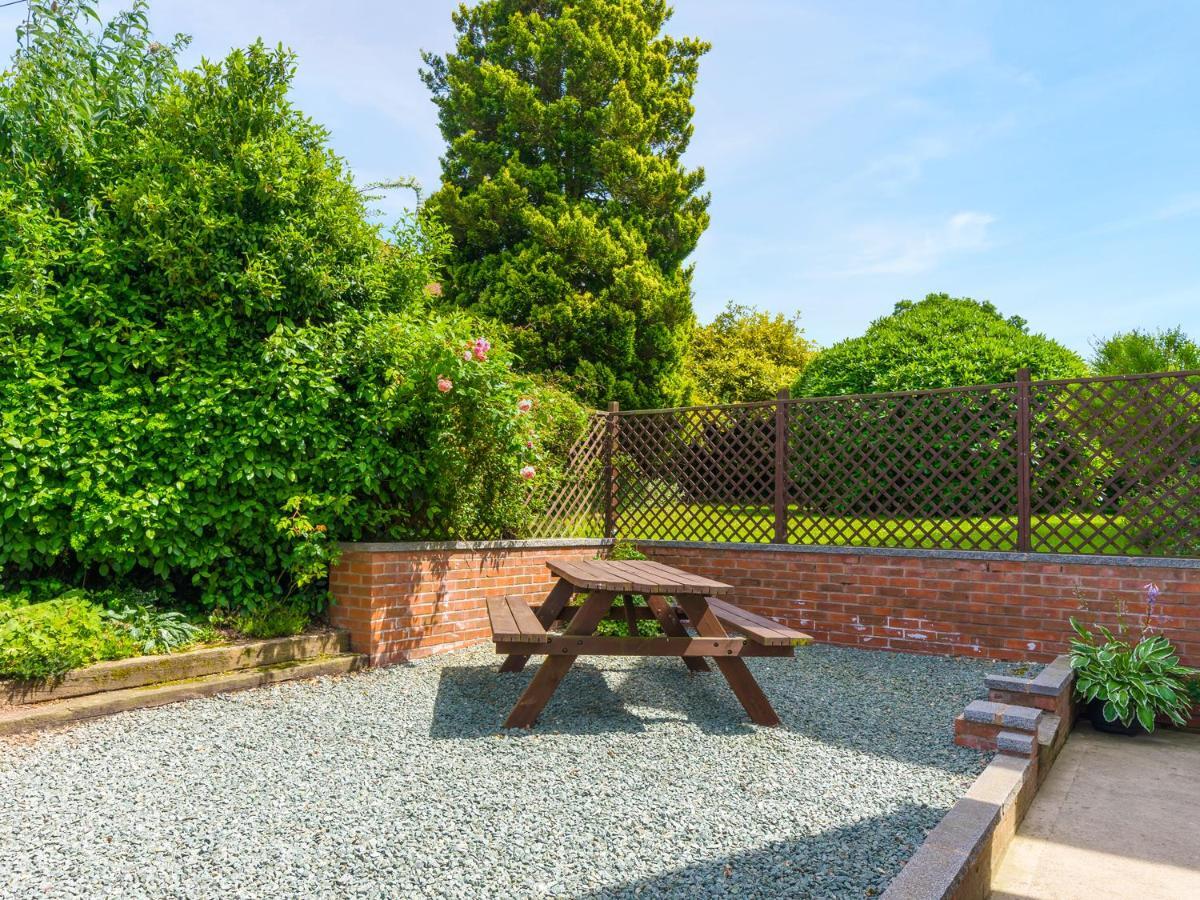 Stone House Villa Ludlow Exterior photo